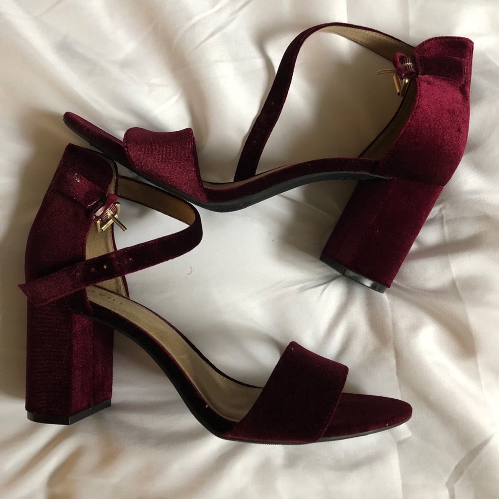 Old Navy heels